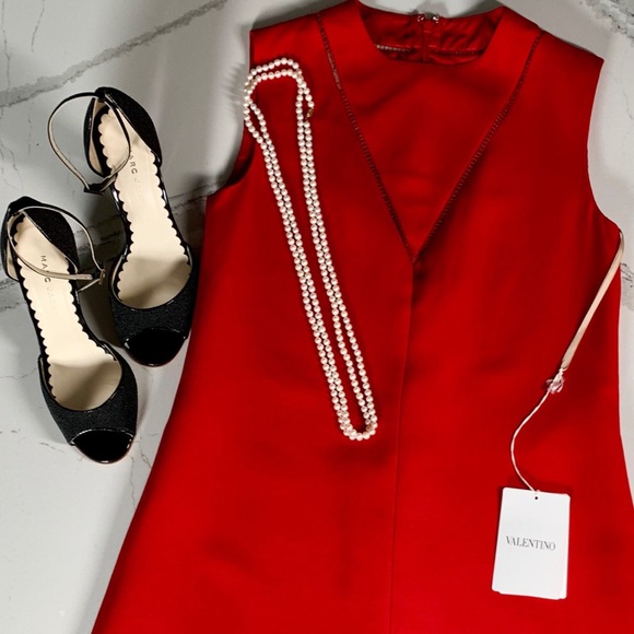 Marc Jacobs Black Peep Toe Italian Heels Size 7.5 - Picture 5 of 8